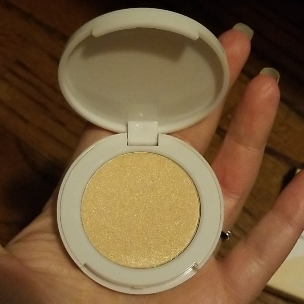 New Focal Point Glowlighter